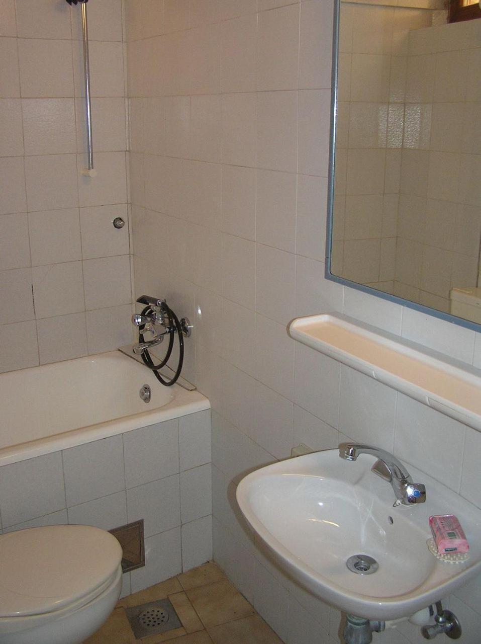 Apartments Mako بيساك المظهر الخارجي الصورة